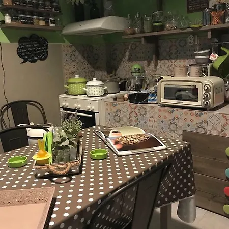 Manor House Apartment